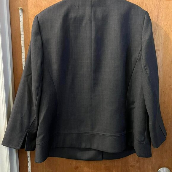 Anne Klein Gray Blazer with Collarless Design and 3/4 Sleeves - Picture 6 of 7